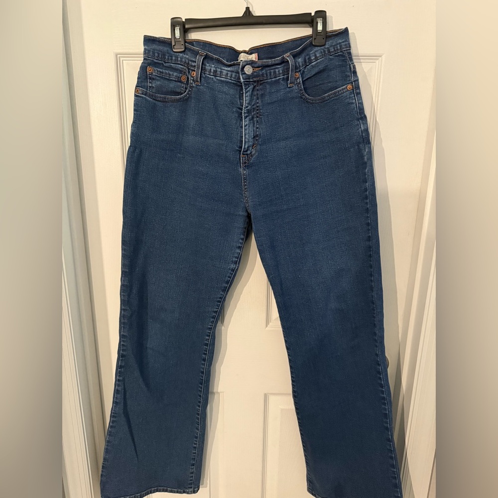 Levi’s 512 Perfectly Slimming Boot Cut size 16M